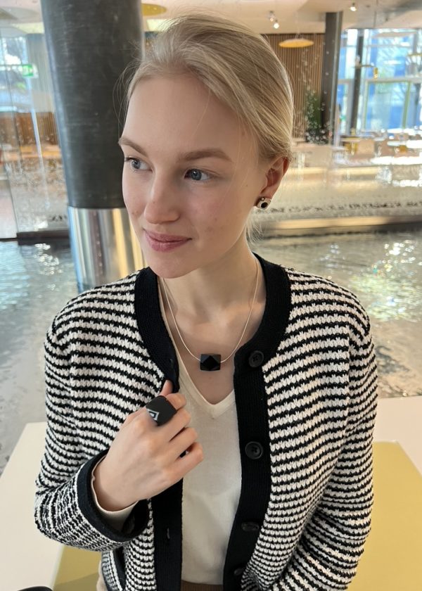 Minimalist ONIX necklace