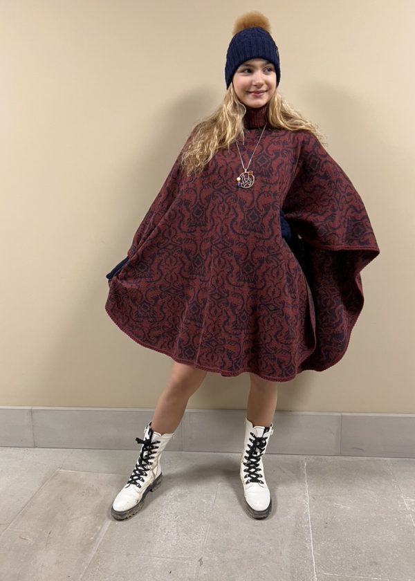 Alpaca Poncho Barroco Burgundy