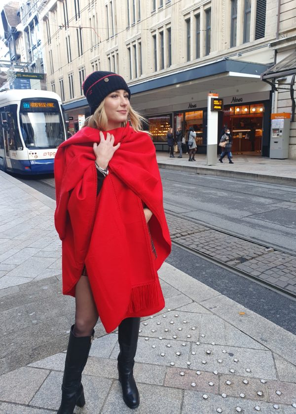 Alpaca Cape Red with scarf
