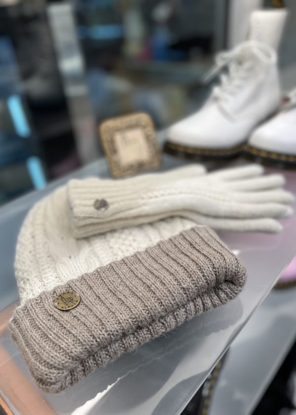 Beanie Reversible Coffee & Creme