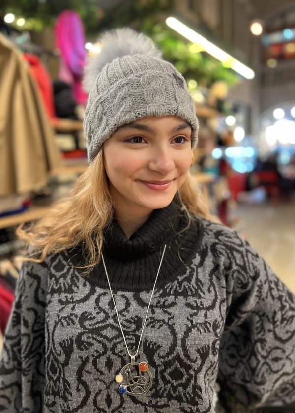 Beanie London Gray with pompom