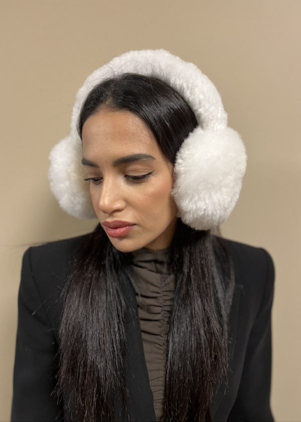Earmuffs WHITE - Alpaca fur